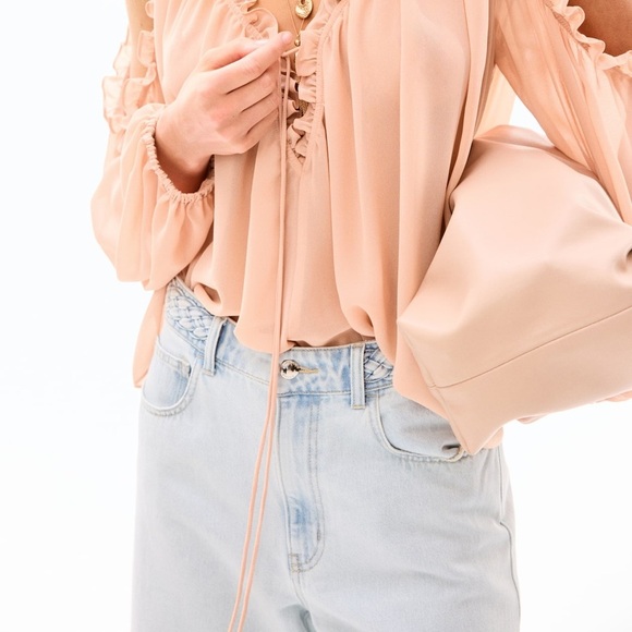 H&M NWT WIDE HIGH WAISTED JEANS - Picture 5 of 7